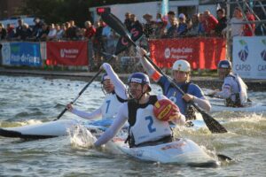 Jeanne Coursin GPLA kayak-polo